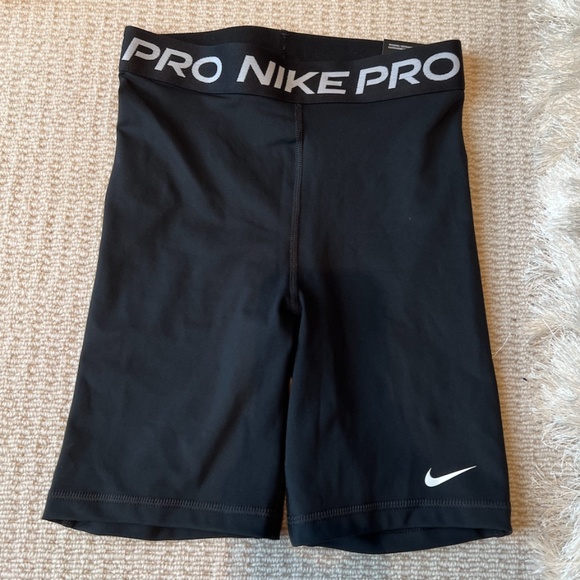 NWT Nike NP High Rise Short - Picture 4 of 4